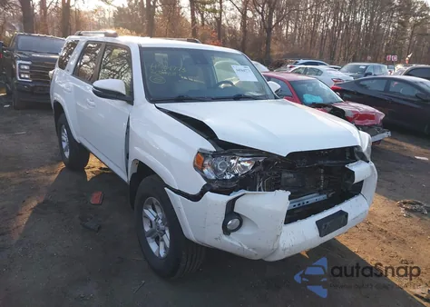 2020 Toyota 4Runner Sr5 Premium z USA, uszkodzony, nr VIN JTEBU5JR7L5819808